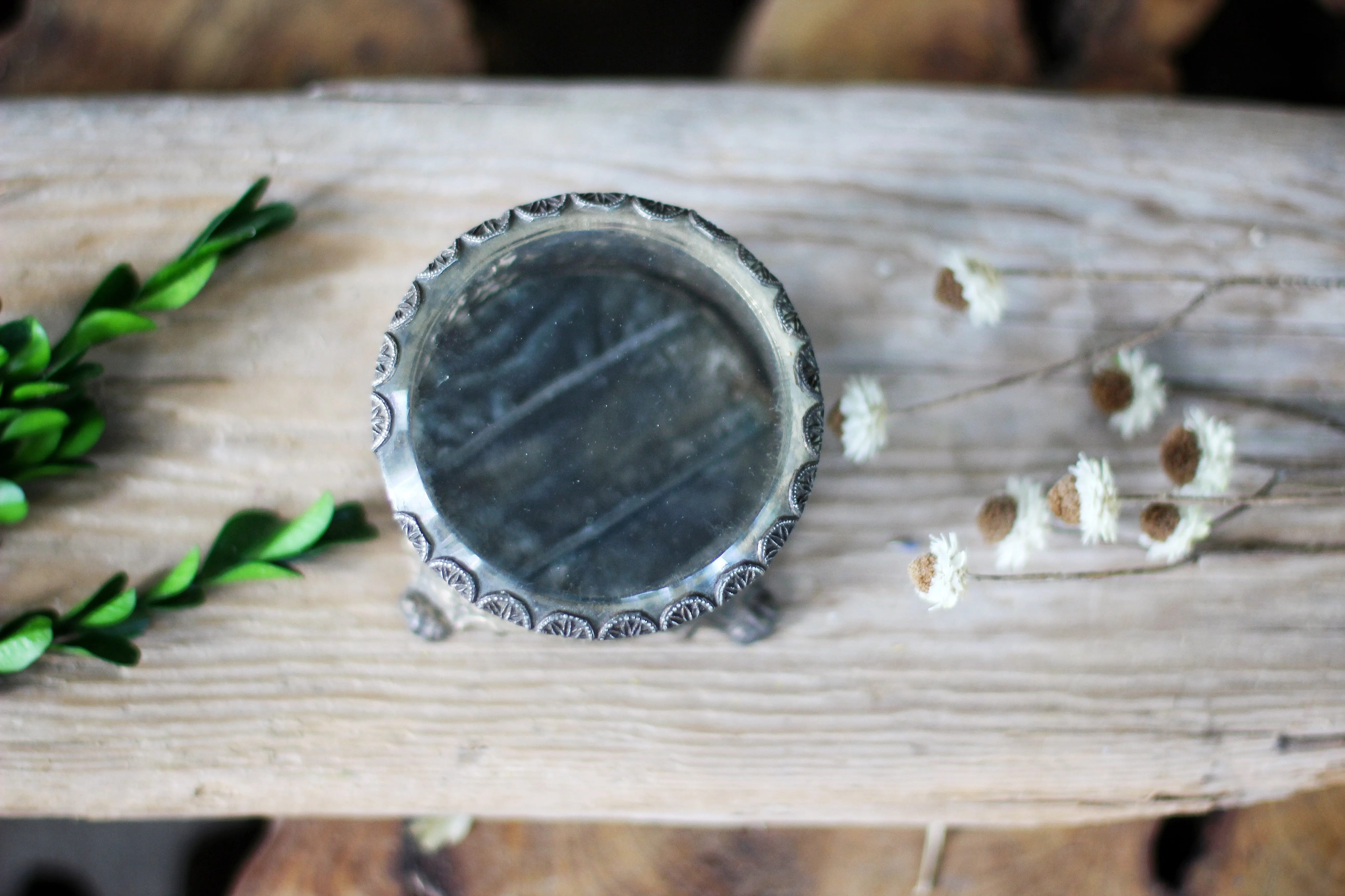 Antique Rounded Claw Feet Victorian Jewelry Box