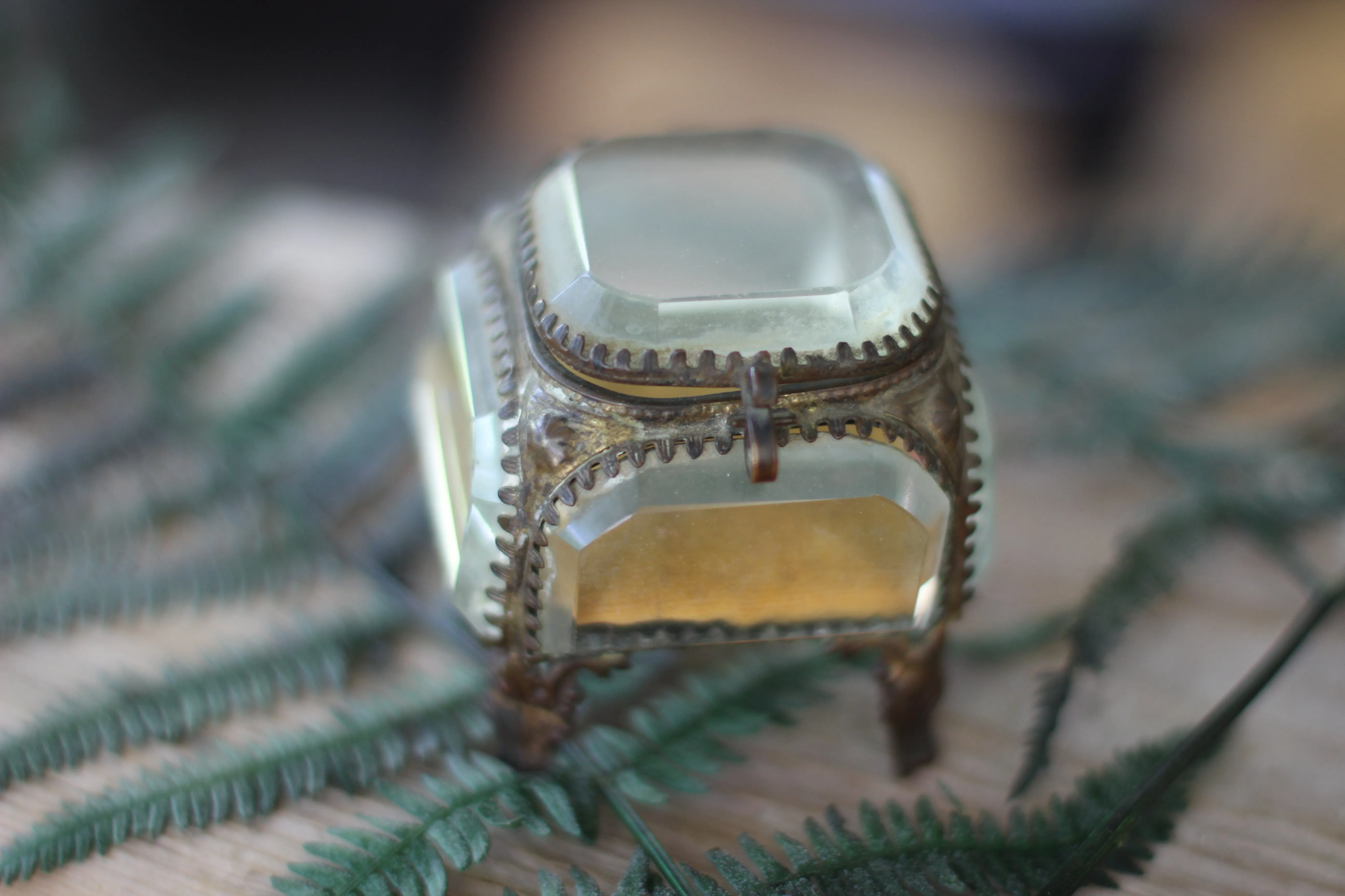 Antique Victorian Glass Mustard Padding Jewelry Box