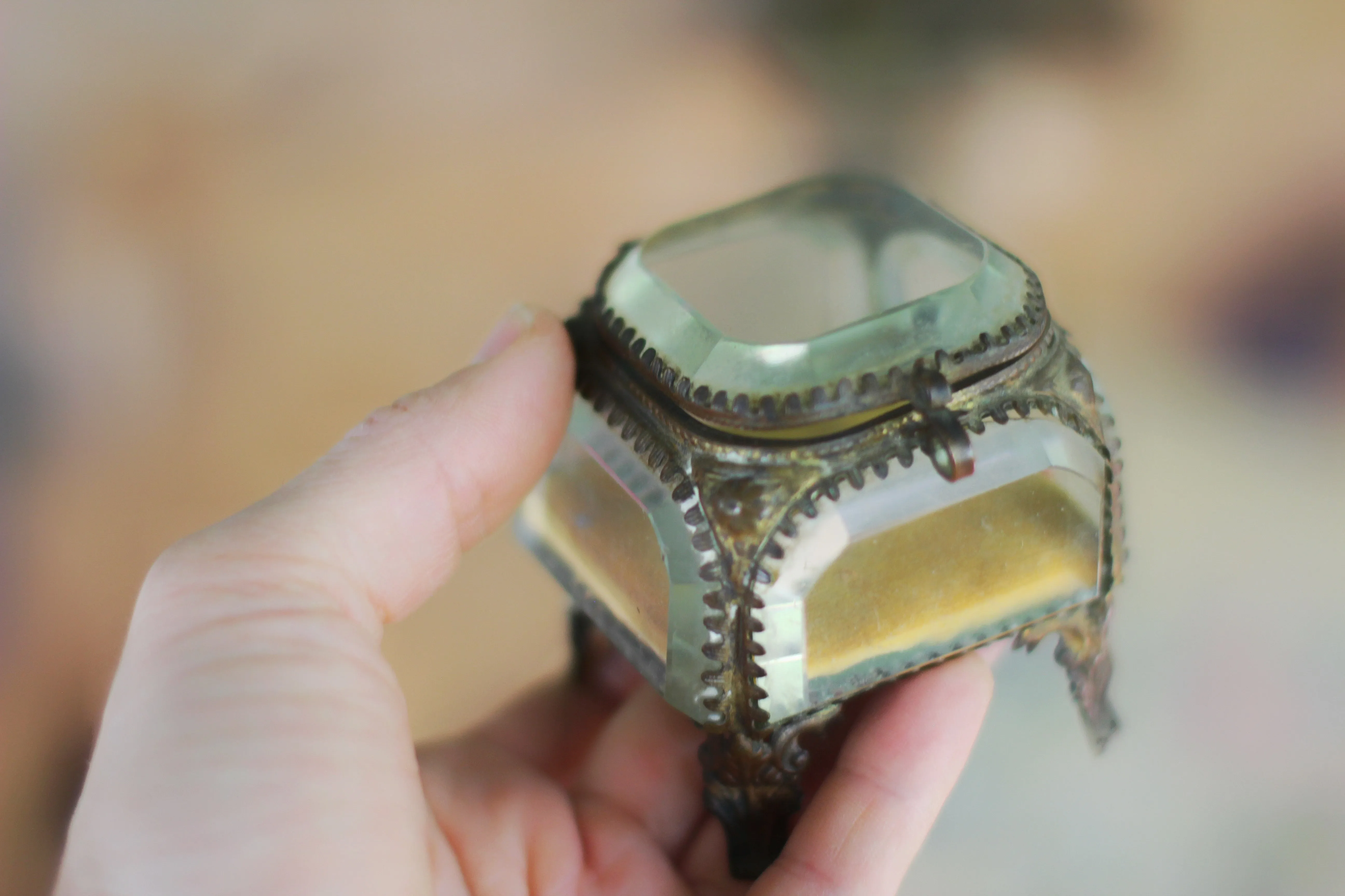 Antique Victorian Glass Mustard Padding Jewelry Box