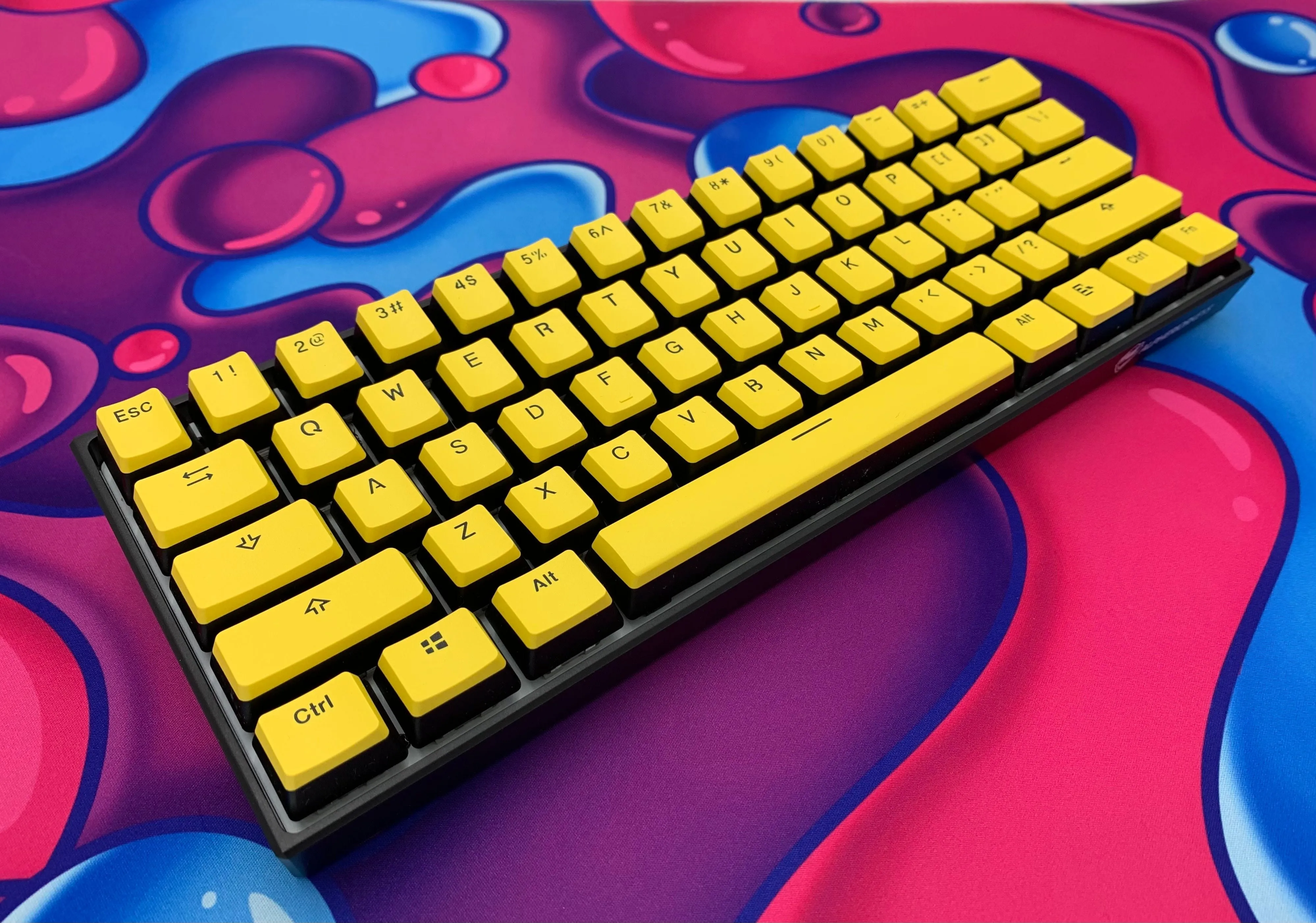 Hayabusa 60% Keyboard - Black & Yellow (Pudding)