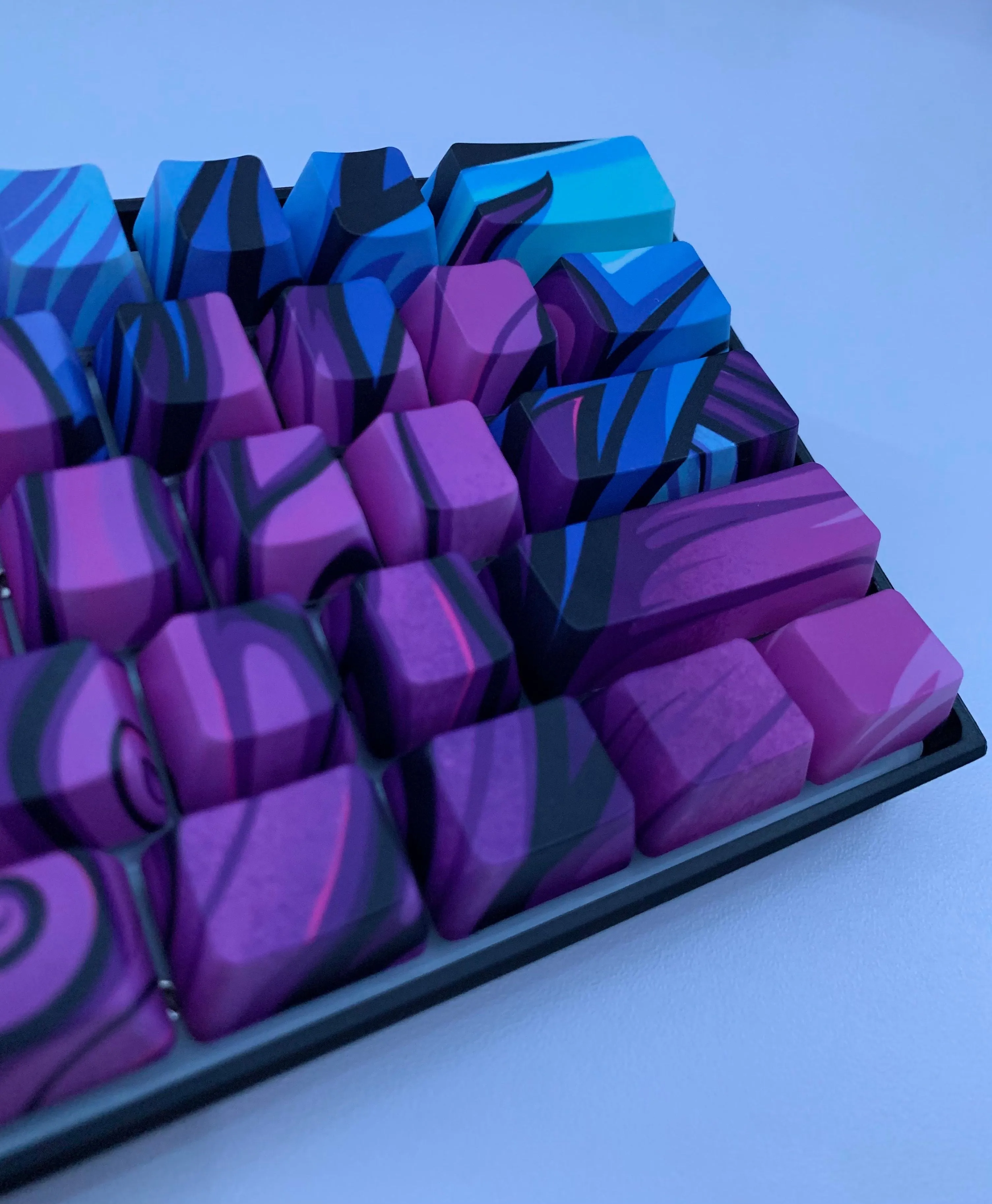 Hayabusa 60% Keyboard - Purple Oni Dragon