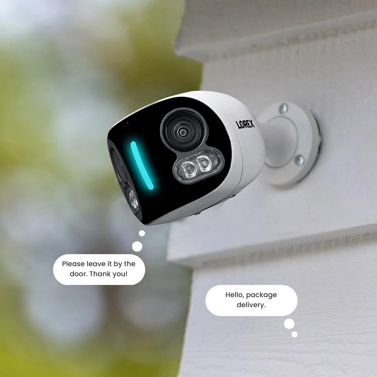 Lorex 4K Dual-Lens Wi-Fi Security Camera with Smart Security Lighting - Open Box