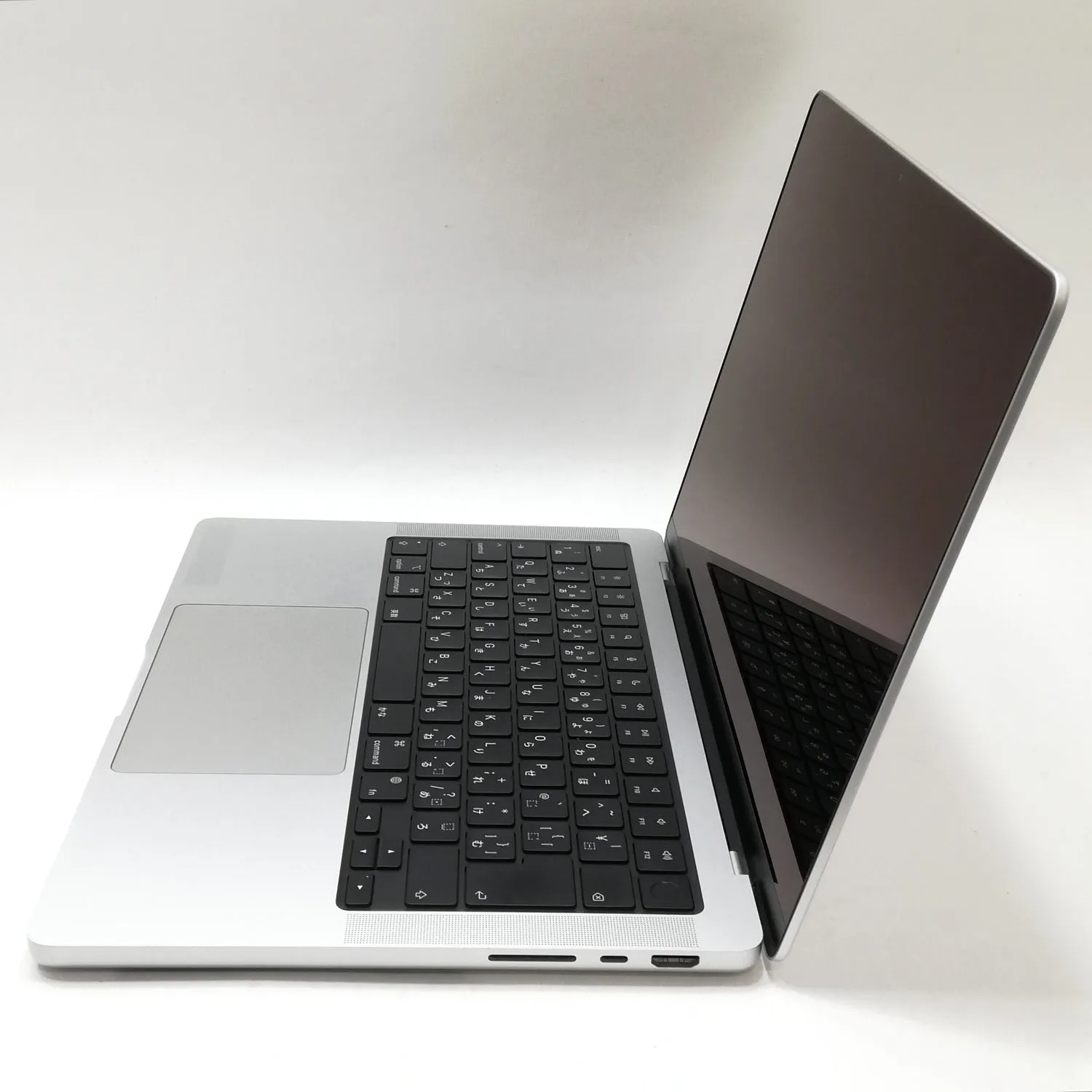 MacBook Pro M2Pro / 14インチ / 2023 / 16GB / 512GB / シルバー / ランク:B / MPHH3J/A / 【中古品管理番号:35225】