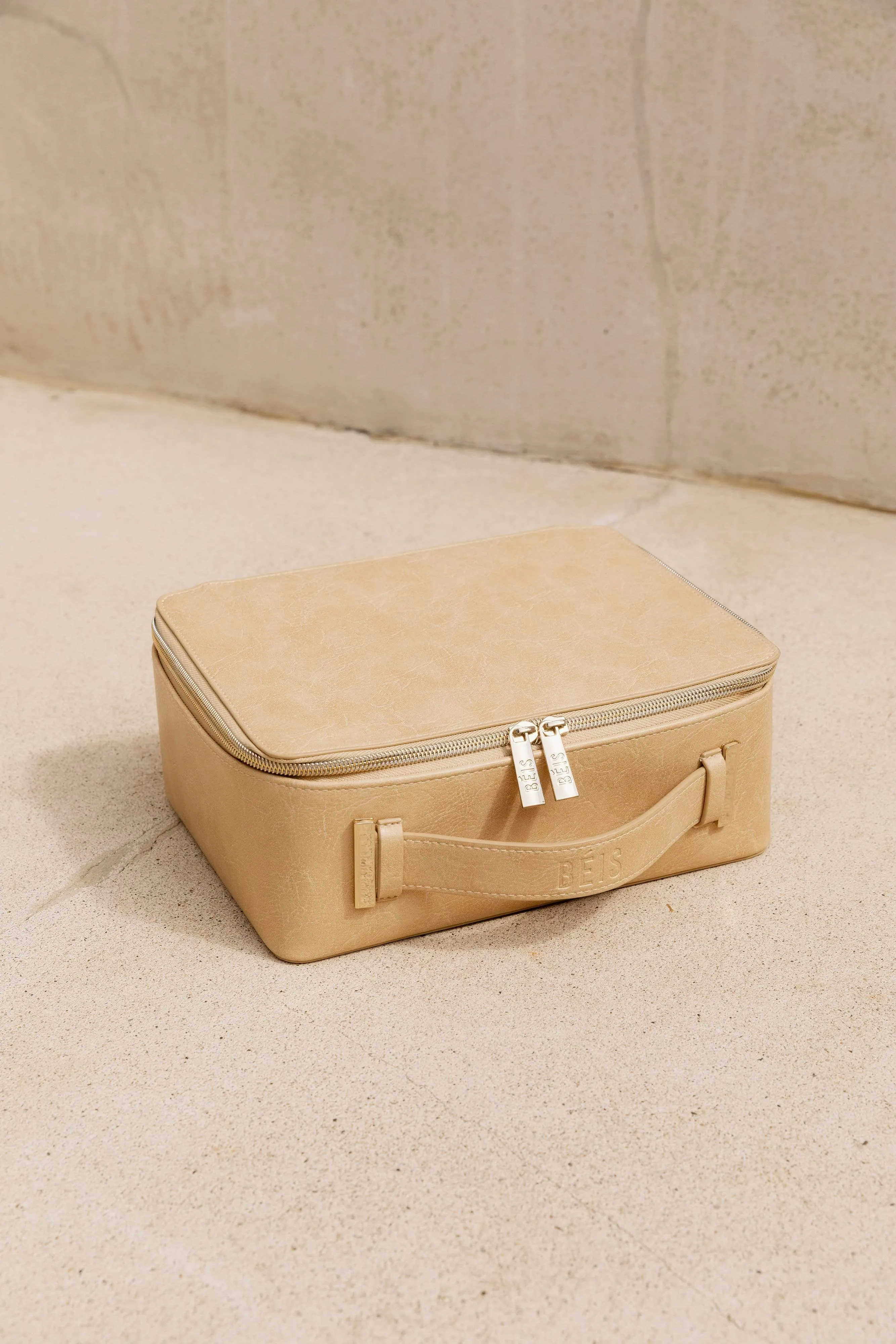 The Cosmetic Case in Beige