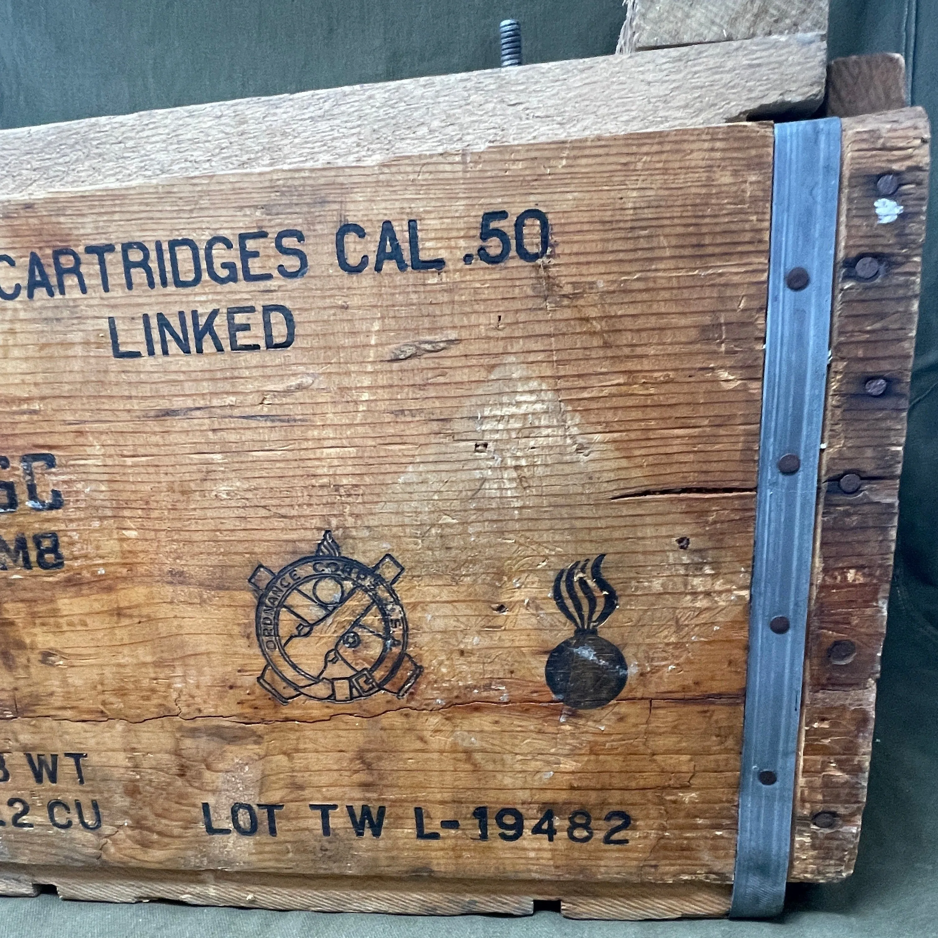 US Army 1948 .50 Cal Wooden Ammunition Box 220 Cartridges